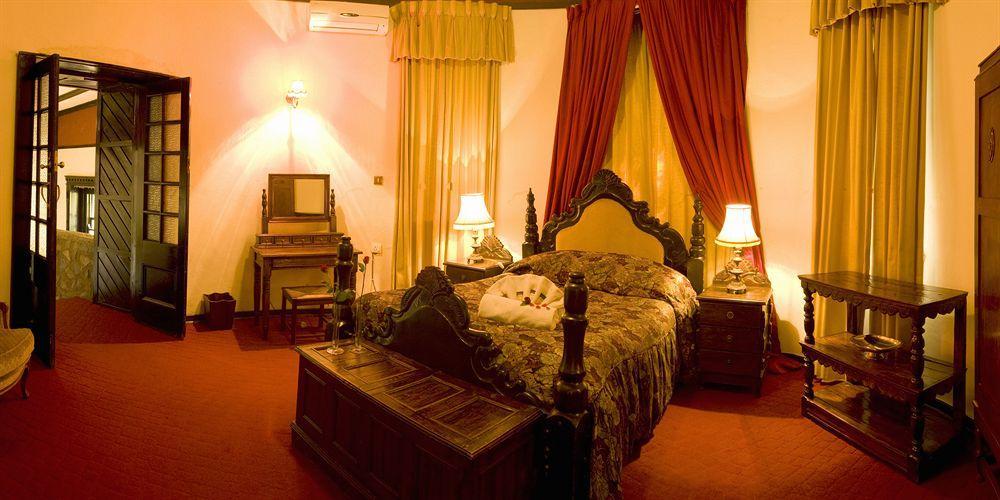 Nesbitt Castle Hotel Bulawayo Eksteriør billede